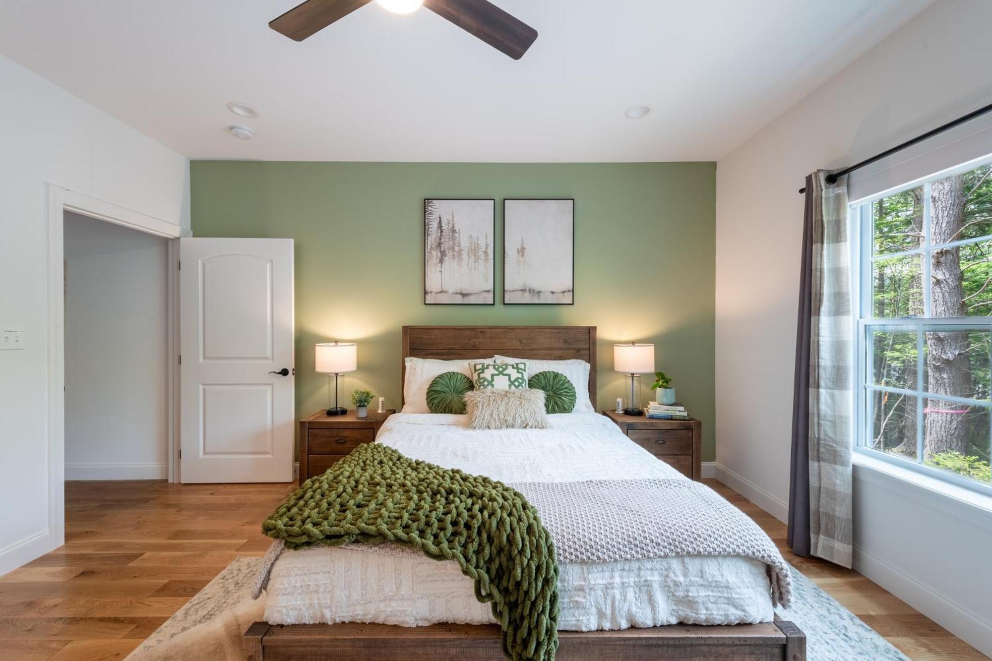 Luxuriously Lakeside By Avantstay Lakefront Retreat W Game Holiday home Blakeslee