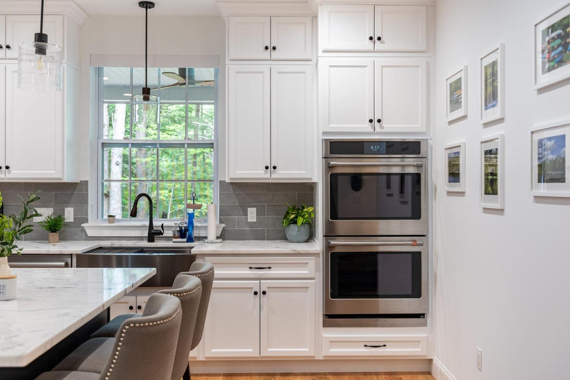 Luxuriously Lakeside By Avantstay Lakefront Retreat W Game Blakeslee